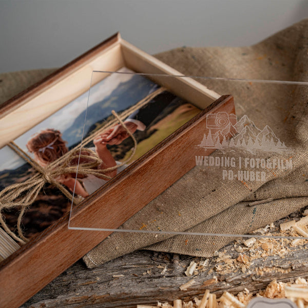 Holzgeschenkbox mit Acrylglasdeckel - bis zur Bildergöße 13x19