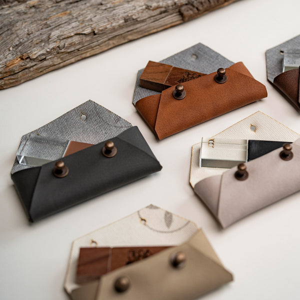 Vegan leather case for USB sticks
