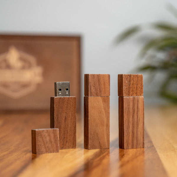 USB-Stick "Holzliebe Walnuss"