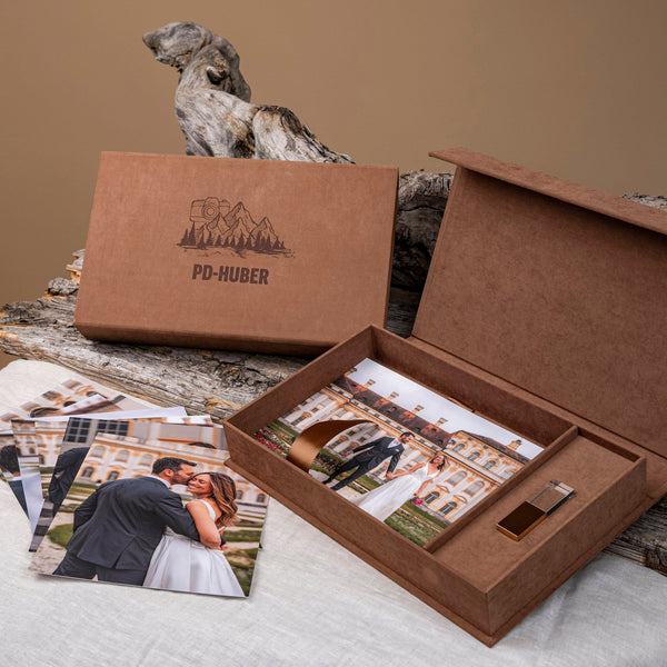 Das komplette Sortiment von Meine-Holzbox für die Bilderübergabe
