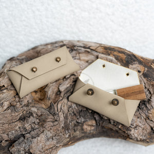 Vegane Ledertasche für USB-Sticks