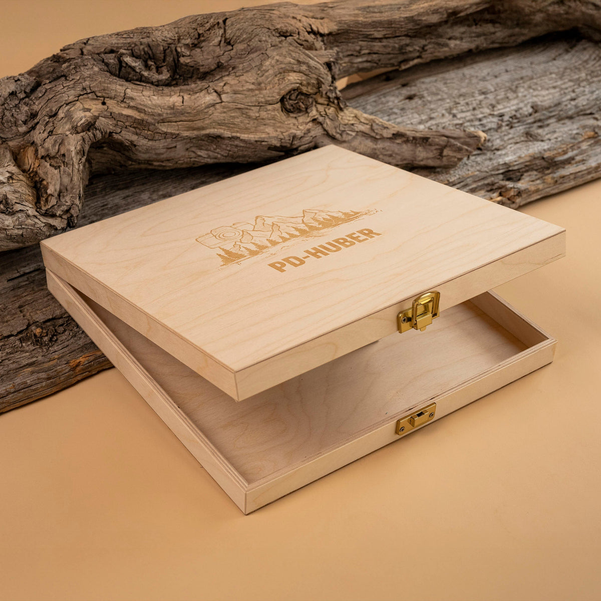 Albumbox aus Holz mit Gravur