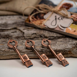 USB stick "Key to the Heart" (set of 3)