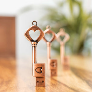 USB stick "Key to the Heart" (set of 3)