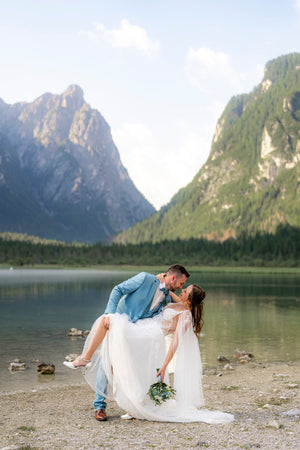 Dolomiten mit Sonja & Tobi – Dein exklusives After-Wedding-Abenteuer Meine-Holzbox