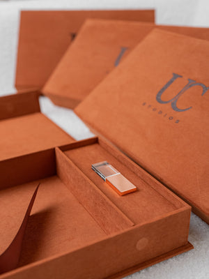 Softtouch Box für Hochzeitsfotograf:innen – elegante Premium-Bildübergabe